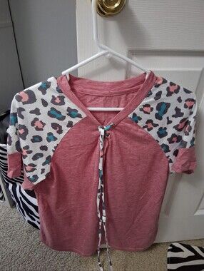 Women's unbranded animal print tie top